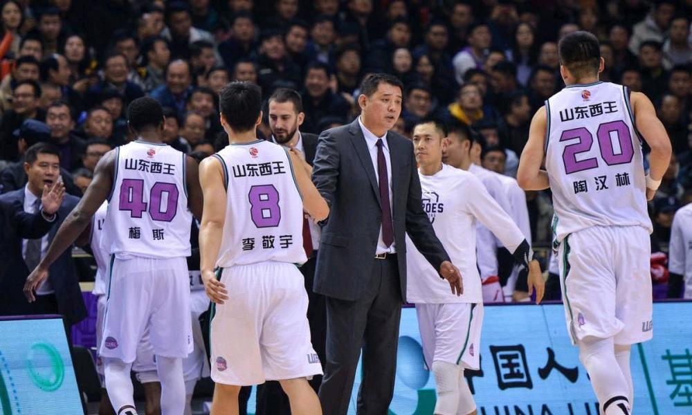 美高梅澳门官网-今晨突围战来临；克里夫兰骑士围绕CBA季后赛更衣室发声；气氛紧张；轮换策略成焦点