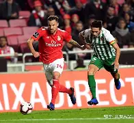 赛后葡超焦点战；摩纳哥状态回暖；赛场秩序良好；团队化学反应显著